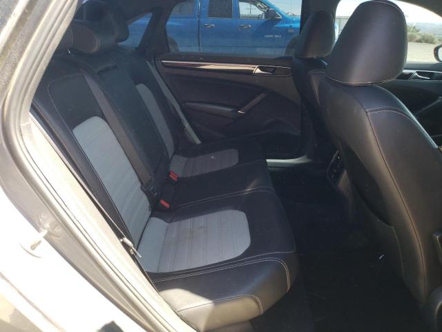 2018 VOLKSWAGEN PASSAT GT 1VWJM7A35JC033454