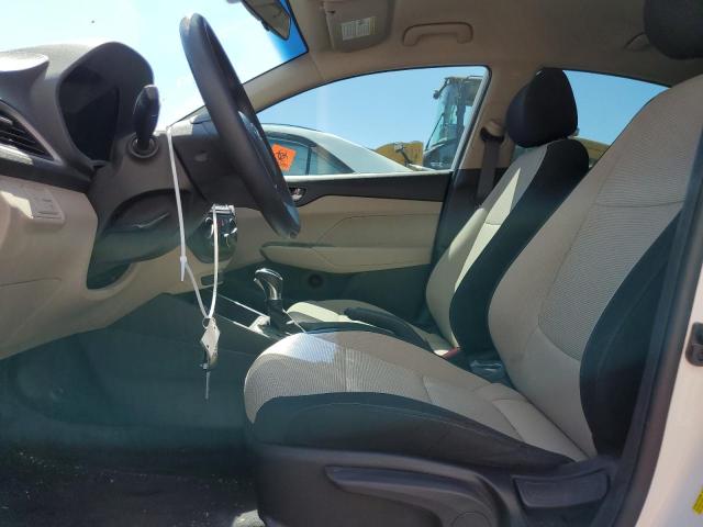3KPC24A38JE011652 Hyundai ACCENT SE