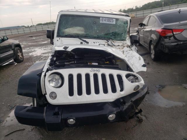 1C4BJWDG8EL320625 Jeep Wrangler Unlimited Sport