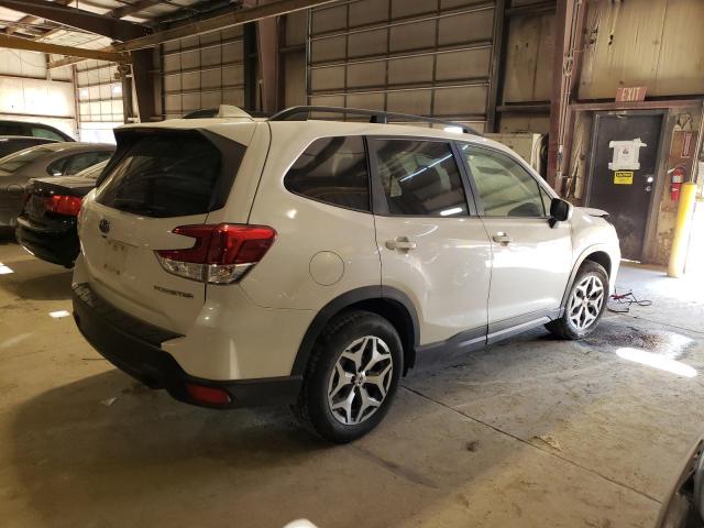 JF2SKAEC6KH496598 Subaru Forester Premium