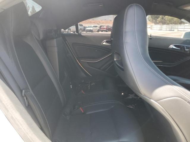 WDDSJ4EBXJN564305 Mercedes-Benz CLA 250