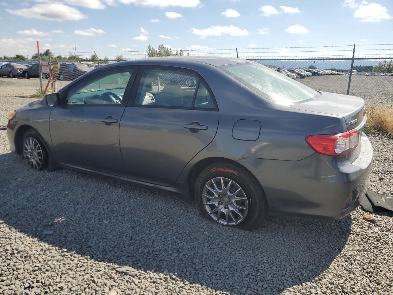 2T1BU4EE3BC570138 2011 Toyota Corolla Base