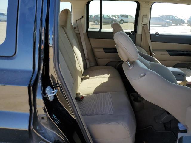 1C4NJPBB1GD569694 Jeep Patriot Sport