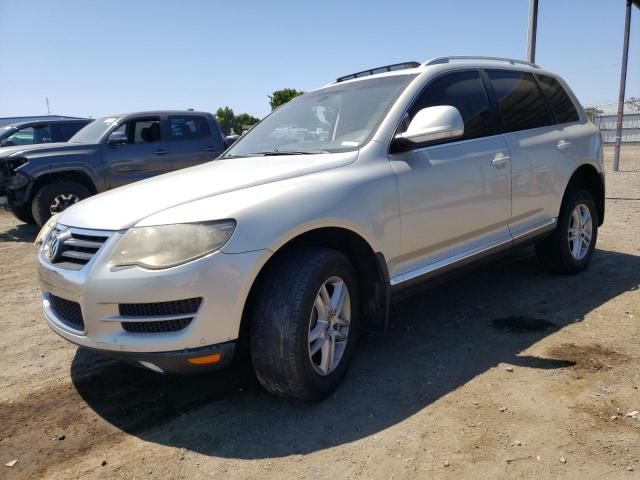 2009 Volkswagen Touareg 2 