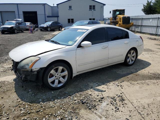 2004 Nissan Maxima SE