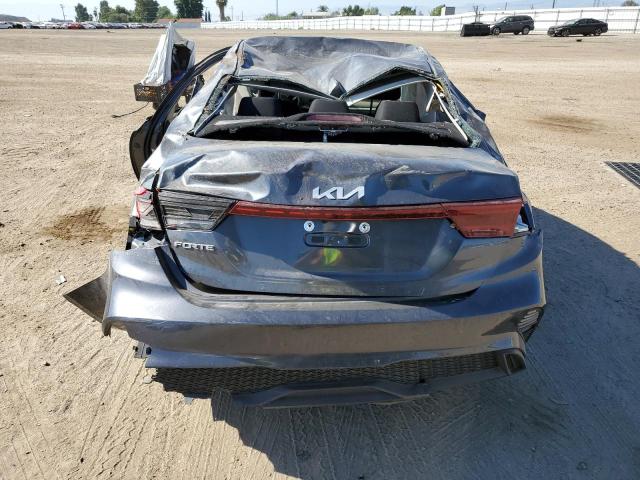 3KPF24AD3PE629640 KIA FORTE LX