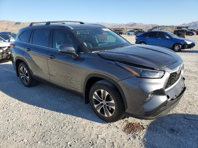 VIN 5TDHZRBH8NS171874 2022 Toyota Highlander, Xle no.4