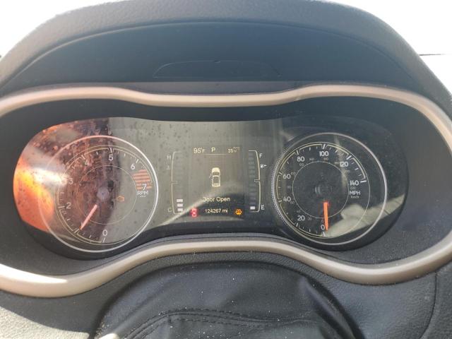 1C4PJLCB8HW668034 Jeep Cherokee Latitude