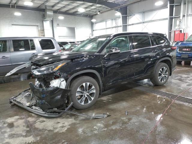 VIN 5TDGZRBH7NS568990 2022 Toyota Highlander, Xle no.1