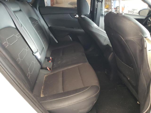 3KPF34AD3ME423517 KIA Forte Gt Line