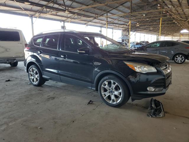 1FMCU0JX9GUC44063 Ford Escape Titanium