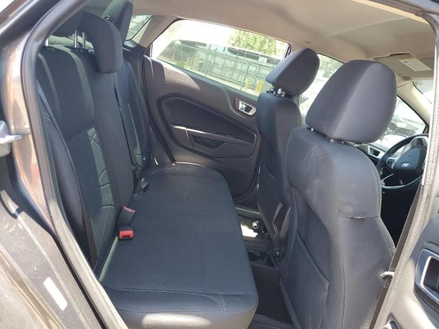3FADP4BJ1FM114725 Ford FIESTA SE