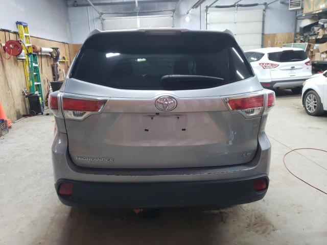 VIN 5TDZKRFH4FS073588 2015 Toyota Highlander, LE no.6