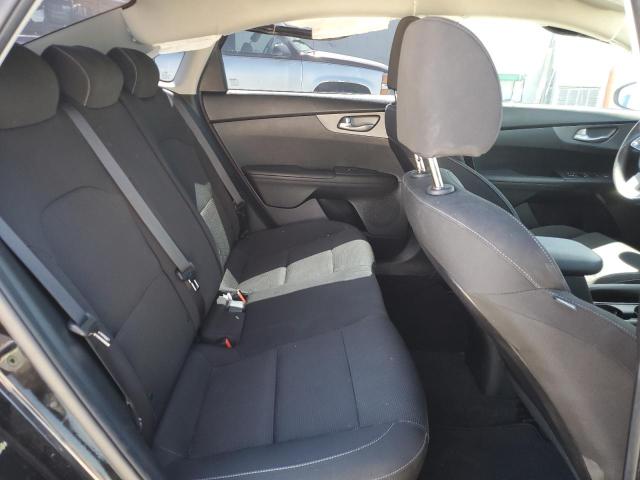 3KPF24AD3KE044467 KIA FORTE FE