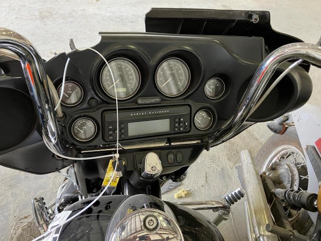 2010 HARLEY-DAVIDSON FLHTC - 1HD1FF419AB640351