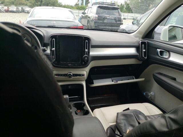 YV4AC2HK3K2061313 Volvo Xc40 T4 Momentum