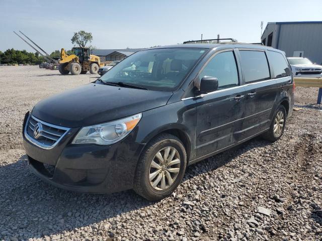 2013 Volkswagen Routan SE