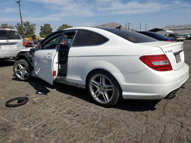 WDDGJ4HB0FG438709 Mercedes-Benz C 250
