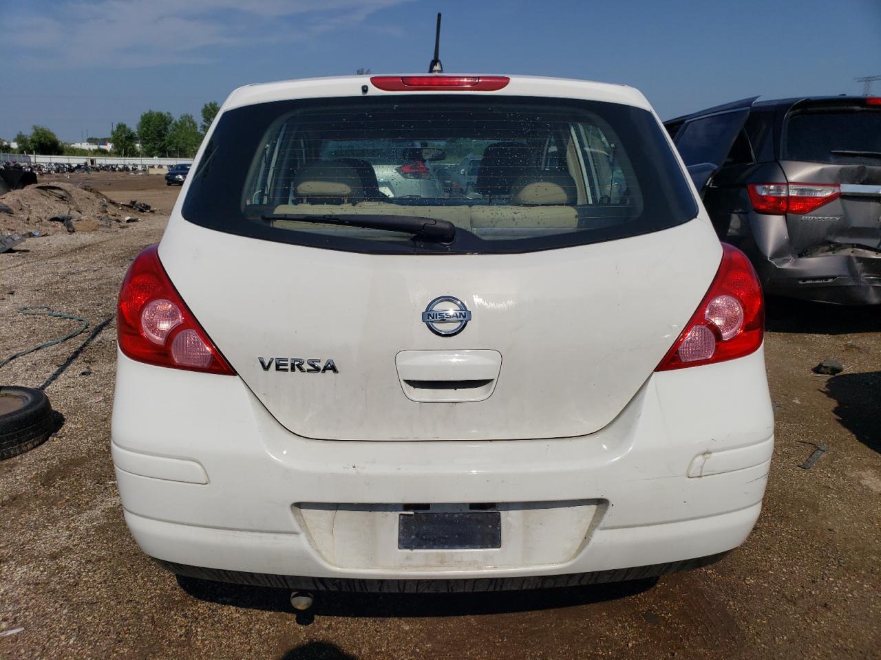 3N1BC13E28L355394 2008 Nissan Versa S