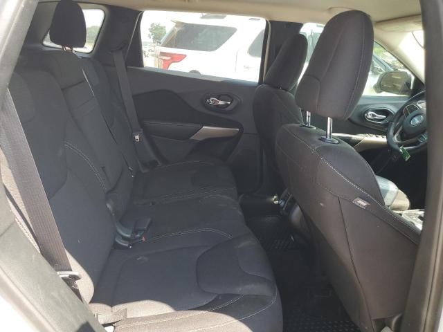 1C4PJLCS7HD214546 Jeep Cherokee Latitude