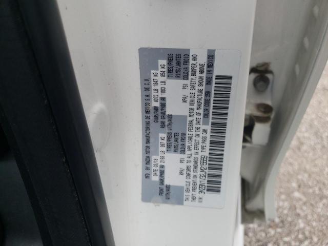 3MZBN1V32JM215569 Mazda 3 TOURING