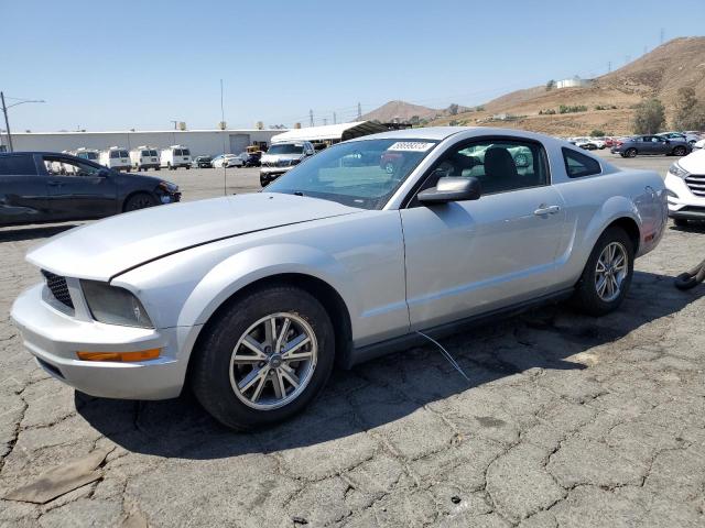 2005 Ford Mustang 