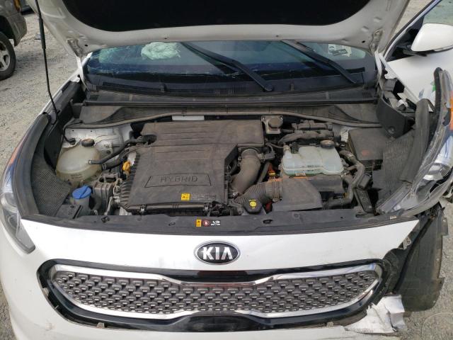 KNDCC3LC8H5091951 KIA NIRO EX