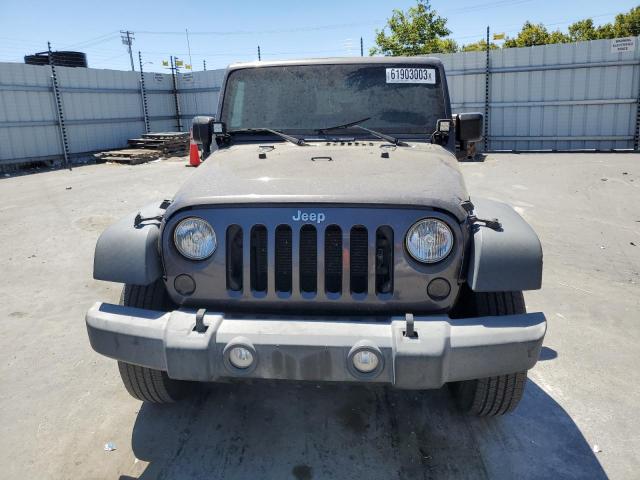 1C4BJWDGXGL263945 Jeep Wrangler Unlimited Sport