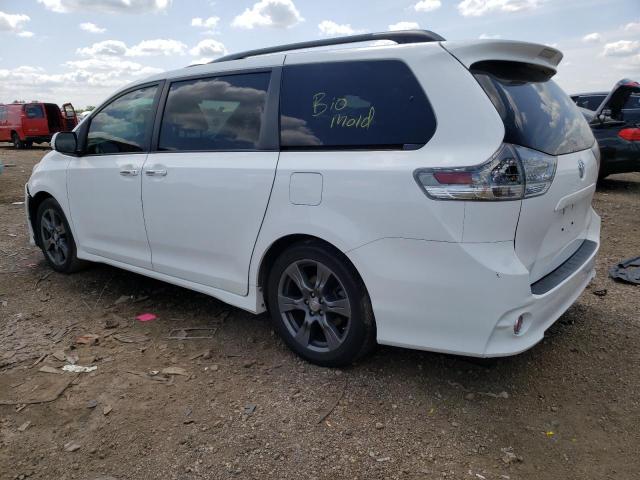 5TDXZ3DC2HS876118 2017 TOYOTA SIENNA, photo no. 2