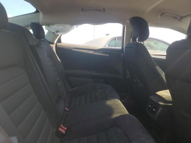 3FA6P0H79FR163087 Ford FUSION SE
