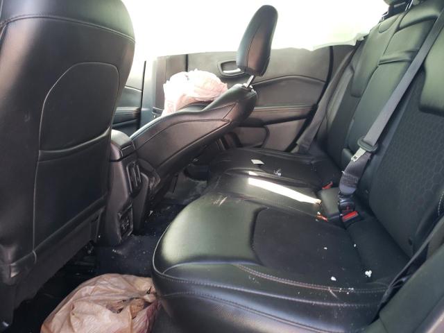 3C4NJCBB9JT271503 Jeep Compass Latitude