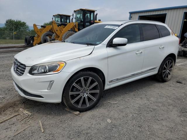 2015 Volvo XC60 T6 Platinum