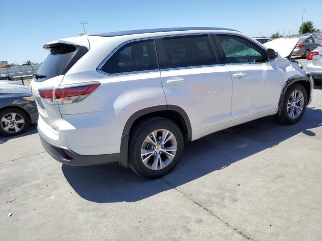 VIN 5TDJKRFH9ES037696 2014 Toyota Highlander, Xle no.3