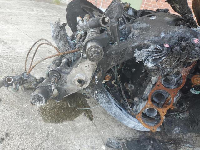 2004 YAMAHA YZFR6 L JYARJ06E84A011542