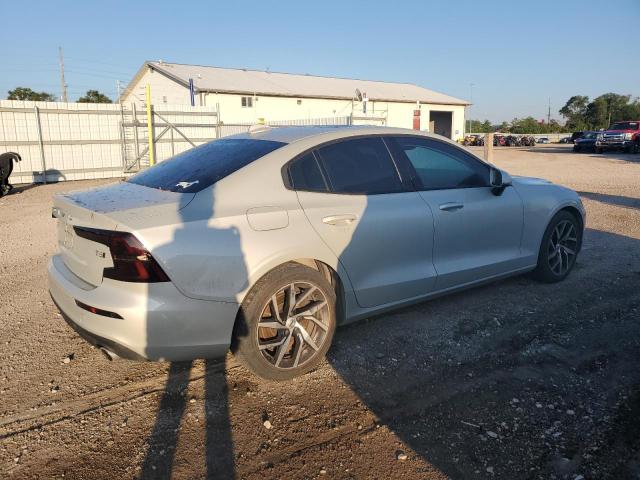 7JRA22TK1LG042679 Volvo S60 T6 Momentum