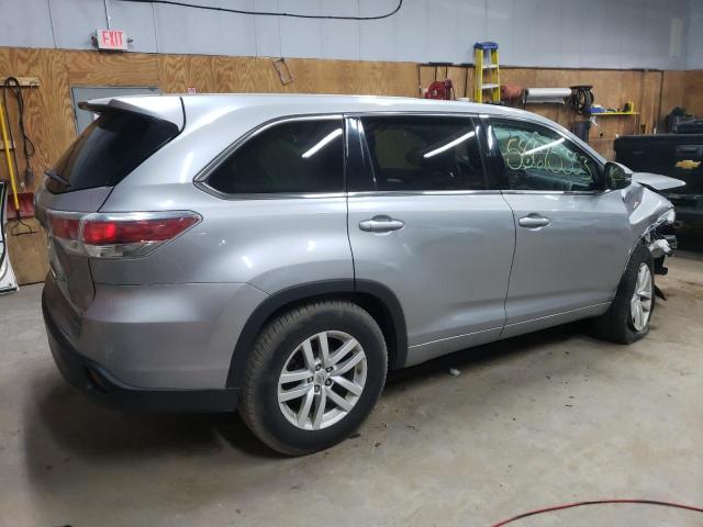 VIN 5TDZKRFH4FS073588 2015 Toyota Highlander, LE no.3