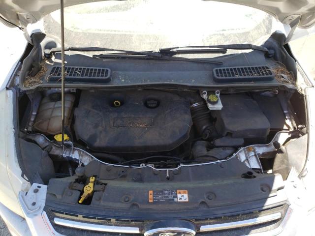 1FMCU0J94GUA15095 Ford Escape Titanium