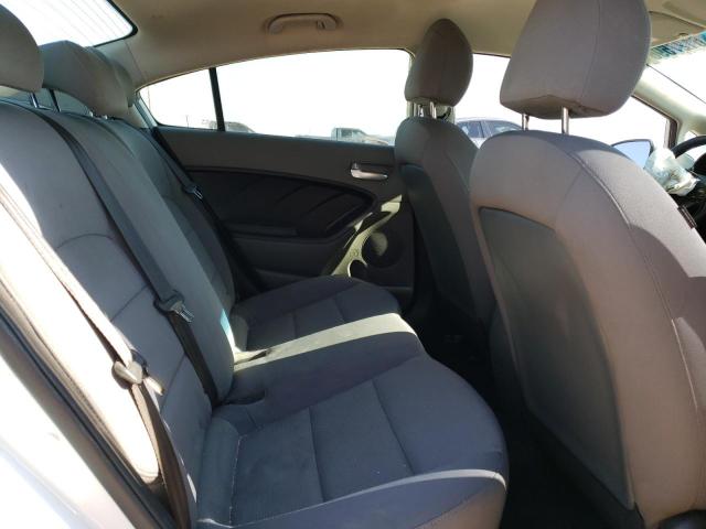 3KPFK4A71JE230811 KIA FORTE LX