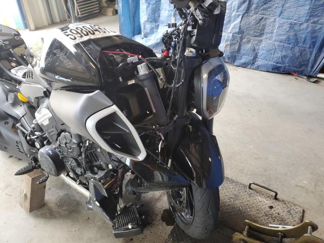 2023 DUCATI DIAVEL V4 ZDMGAR1W7PB001880