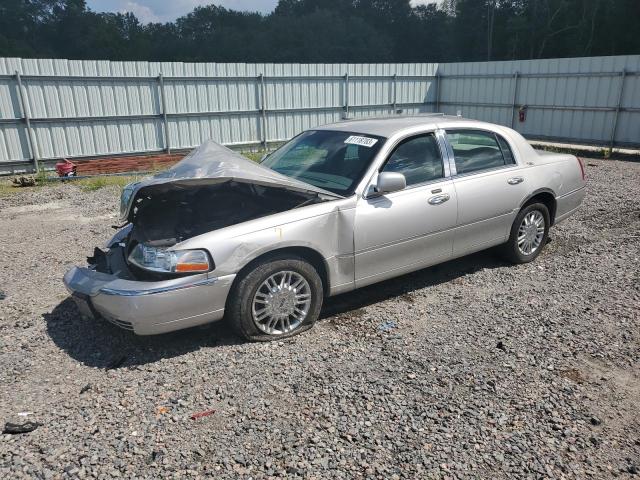 2008 Lincoln Town Car Signature Limited