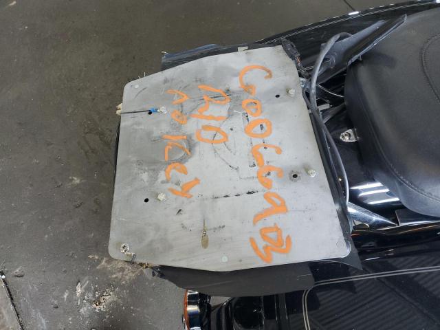 2009 HARLEY-DAVIDSON FLHTCU 1HD1FC4189Y679472