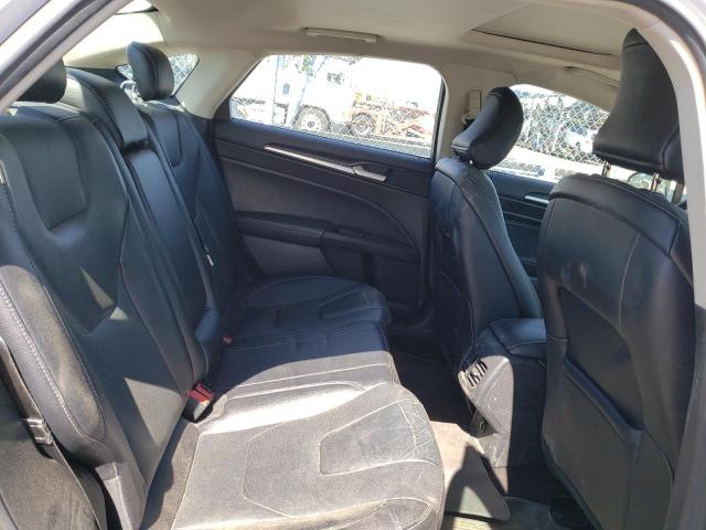 3FA6P0D94HR220418 Ford Fusion Titanium