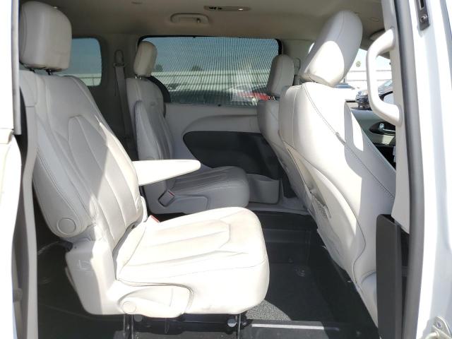 2C4RC1DG6MR525765 Chrysler Voyager Lxi