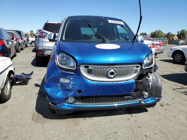 VIN WMEFJ9BA5JK325123 2018 Smart Fortwo no.5