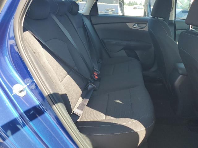 3KPF24AD4ME301171 KIA FORTE FE