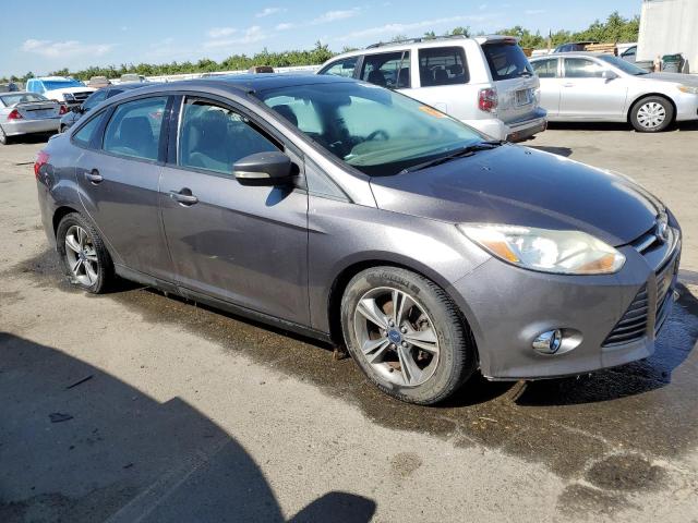 1FADP3F23EL237598 Ford FOCUS SE