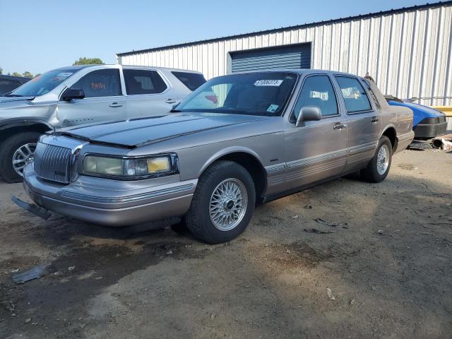 1995 Lincoln Town Car Signature