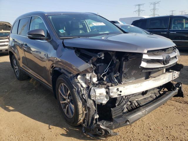 5TDJZRFH5JS556654 Toyota Highlander Se