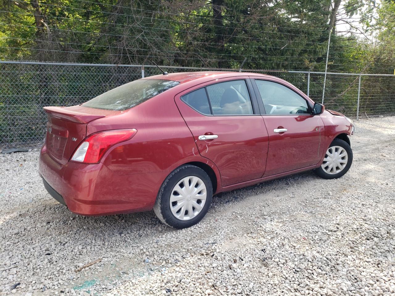 VIN: 3N1CN7APXHK444836 2017 NISSAN VERSA