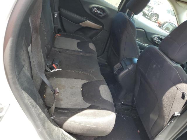 1C4PJLAB5HW650383 Jeep Cherokee Sport